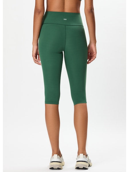 Ella Airweight Capri - Arugula