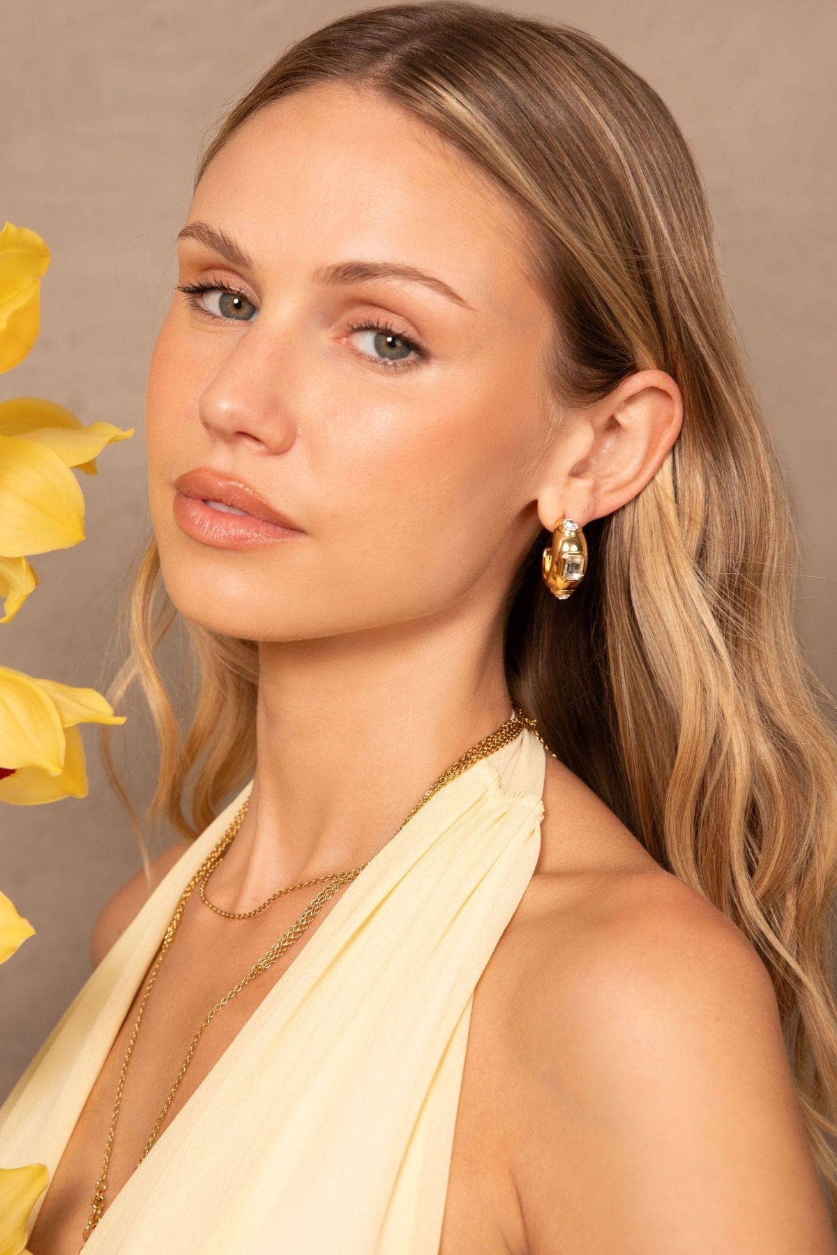 Gardenia Hoops