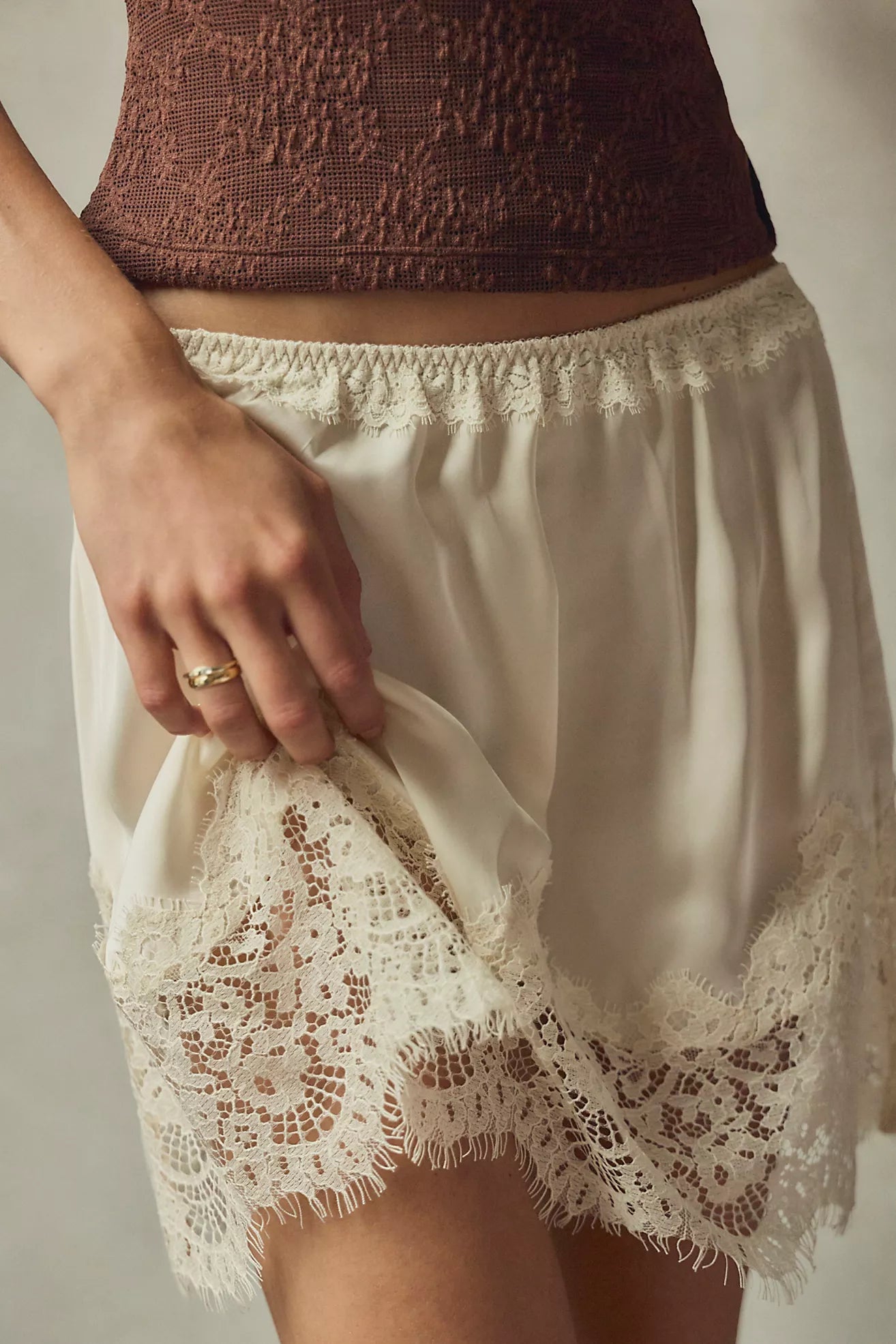 Meet In The Middle Half Skirt - Tofu