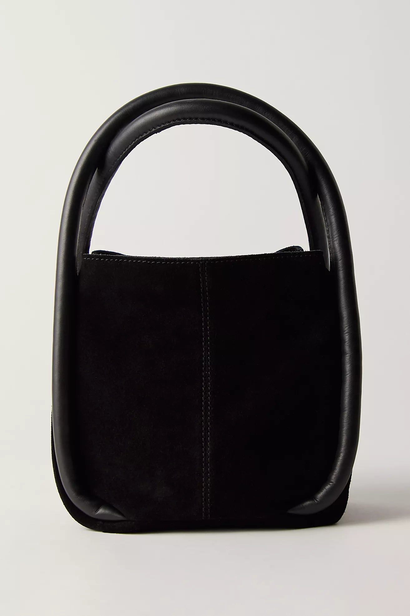 Barlow Bucket Bag - Black