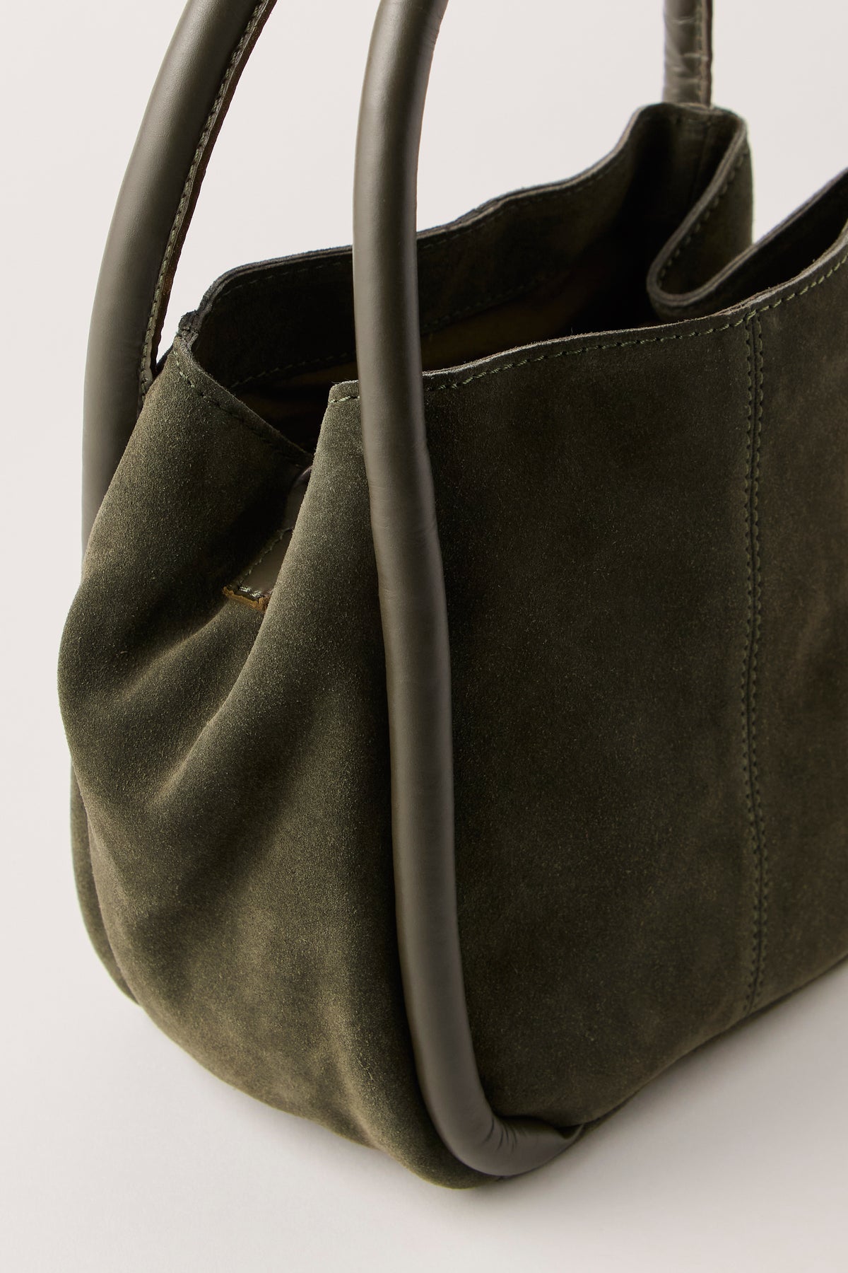 Barlow Bucket Bag - Olive