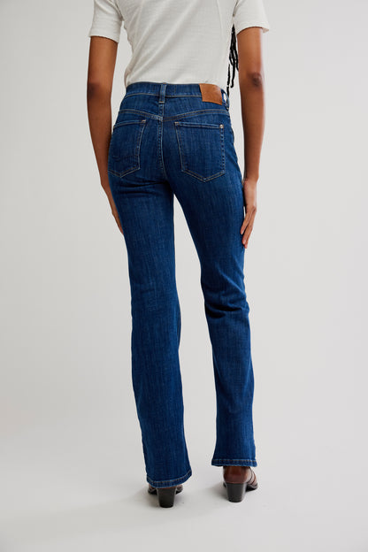 Double Knot Straight Jean