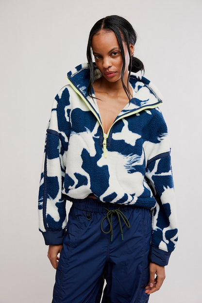 Printed Mountain High Half Zip - Wild Horses