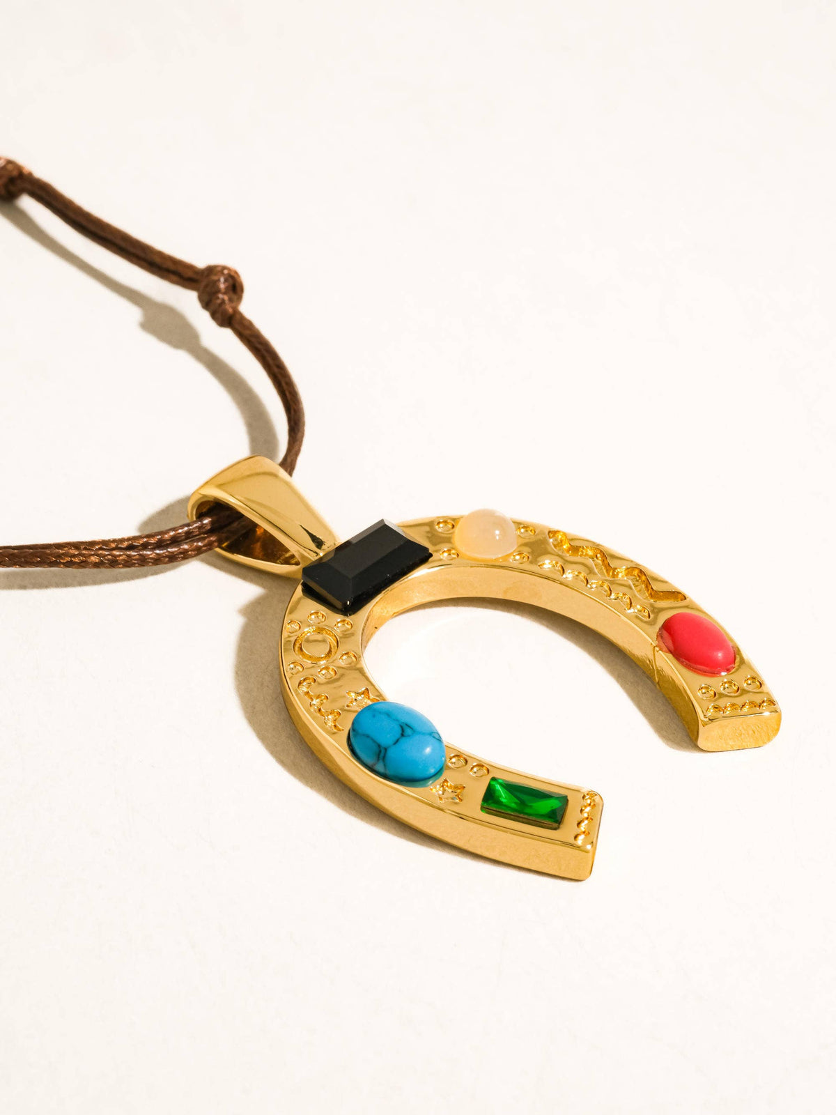 Maribel Horseshoe Necklace